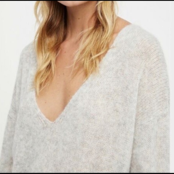 FREE PEOPLE gossamer alpaca bell sleeve sweater Small - Picture 3 of 6